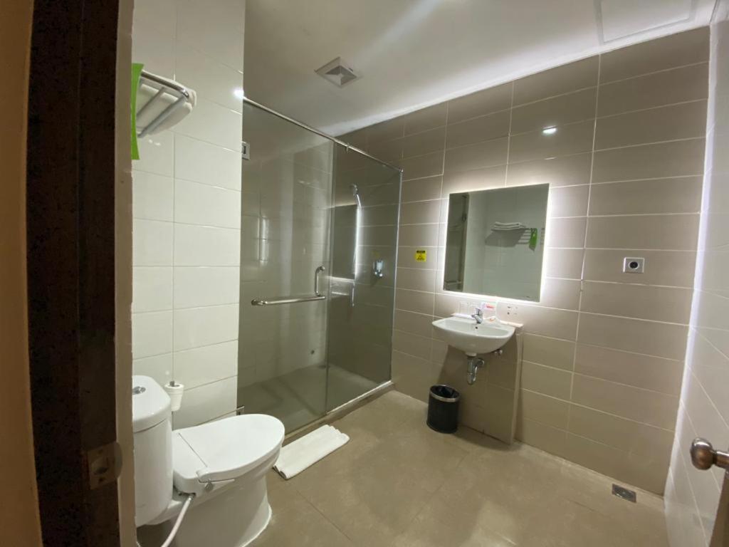 Opi Indah Hotel Palembang Zewnętrze zdjęcie