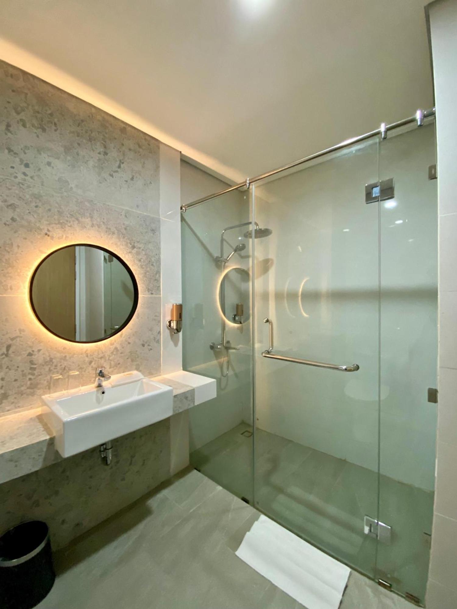 Opi Indah Hotel Palembang Zewnętrze zdjęcie