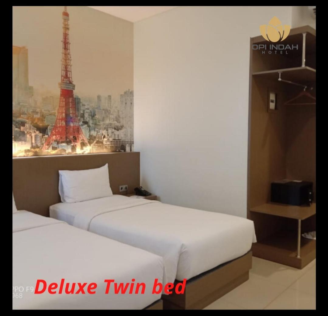 Opi Indah Hotel Palembang Zewnętrze zdjęcie