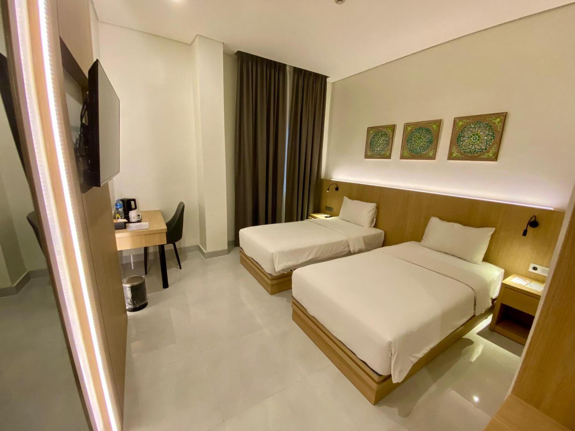 Opi Indah Hotel Palembang Zewnętrze zdjęcie