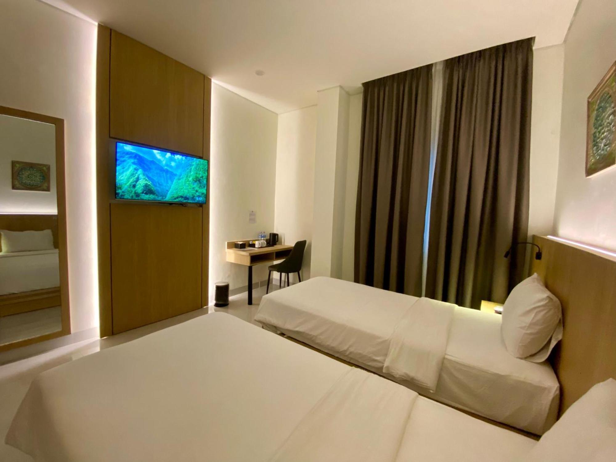 Opi Indah Hotel Palembang Zewnętrze zdjęcie