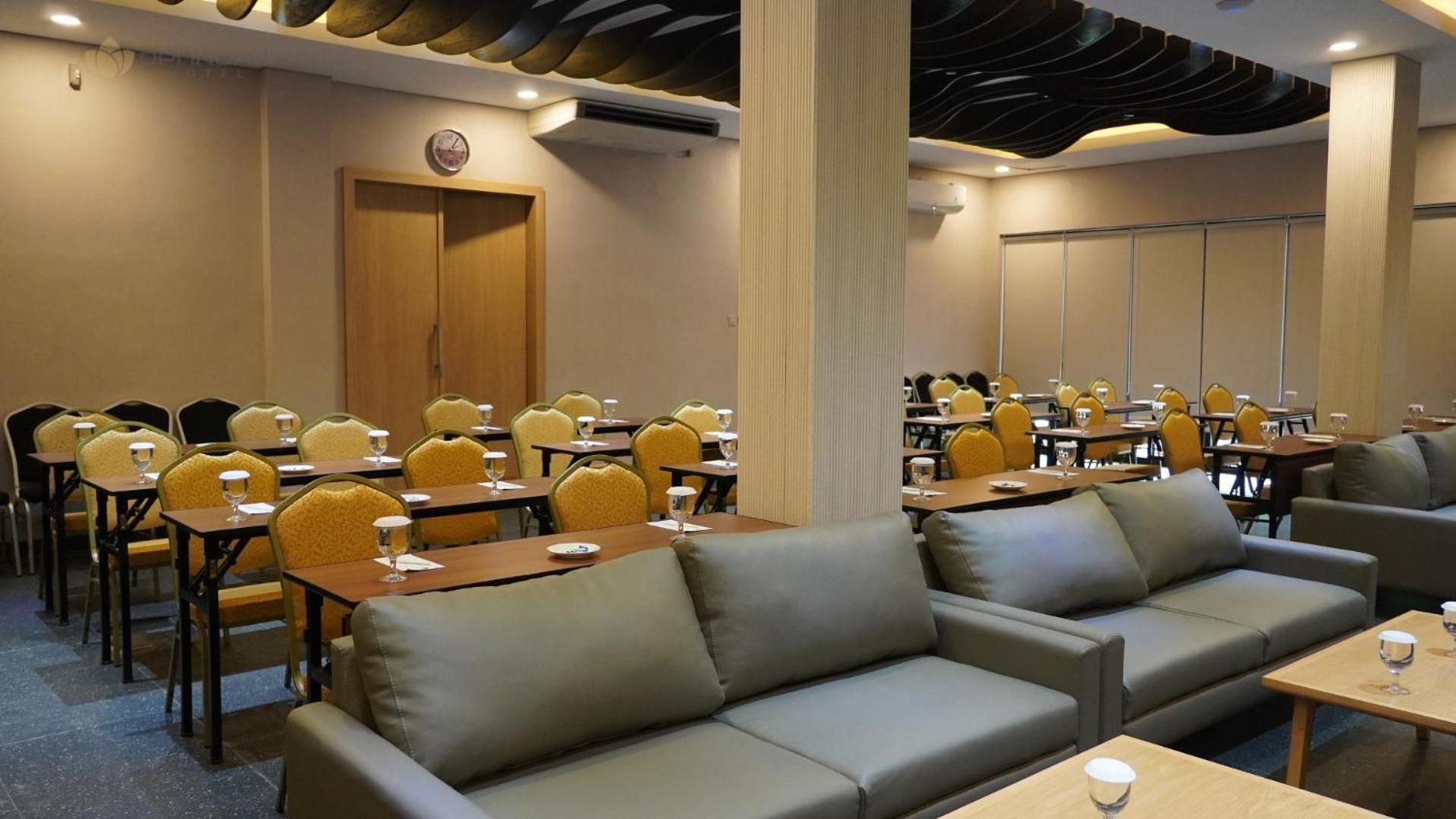 Opi Indah Hotel Palembang Zewnętrze zdjęcie