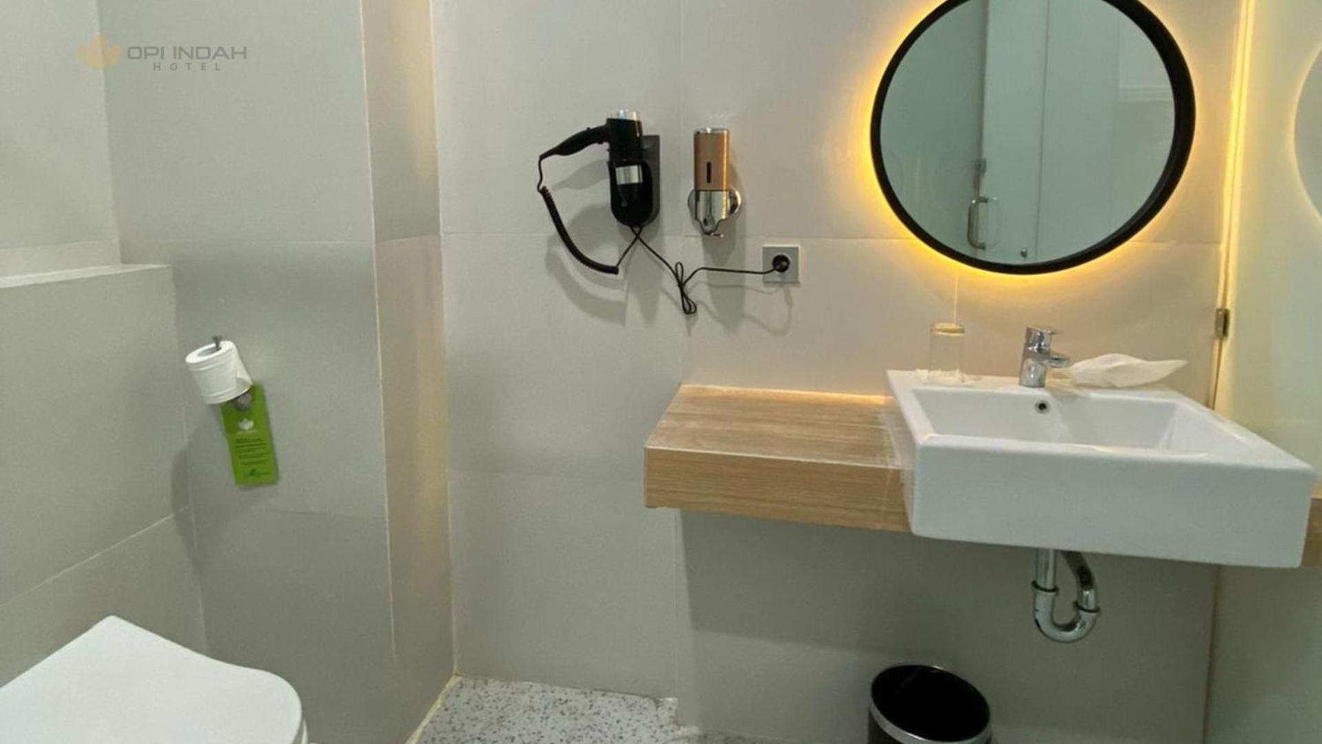 Opi Indah Hotel Palembang Zewnętrze zdjęcie